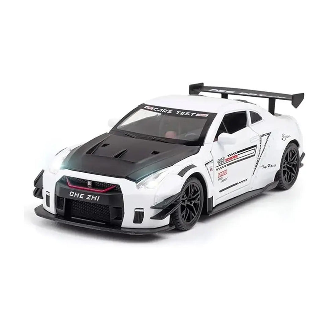 Nissan GTR Sports Model Diecast Metal Pull back Toy Car Light Music 1:24 Scale (White)