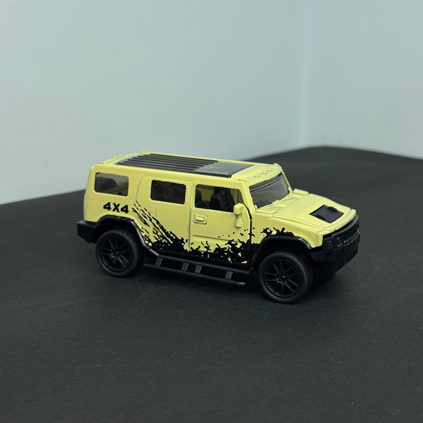 Hummer Die Cast Metal Body