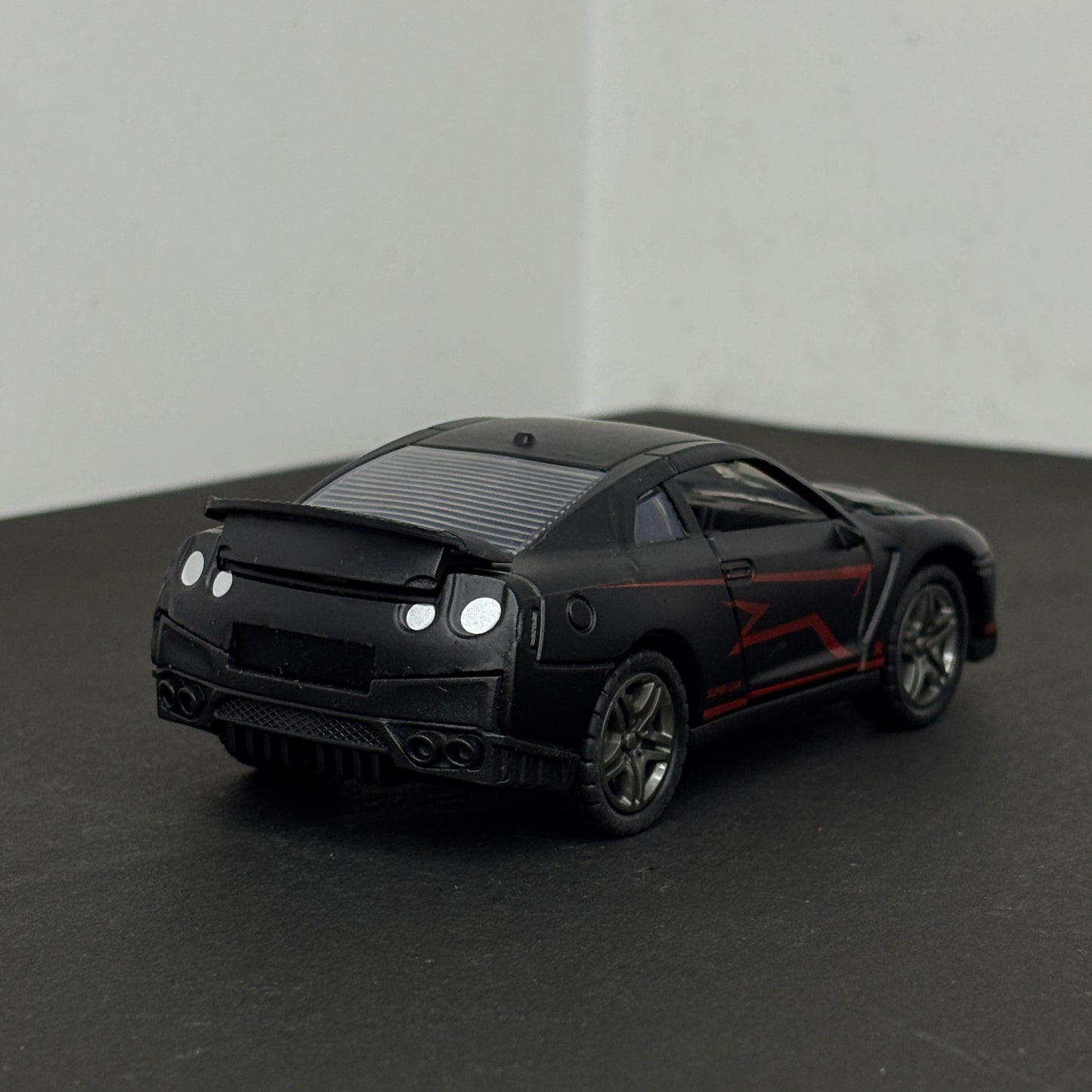 Nissan GTR Diecast Metal Body