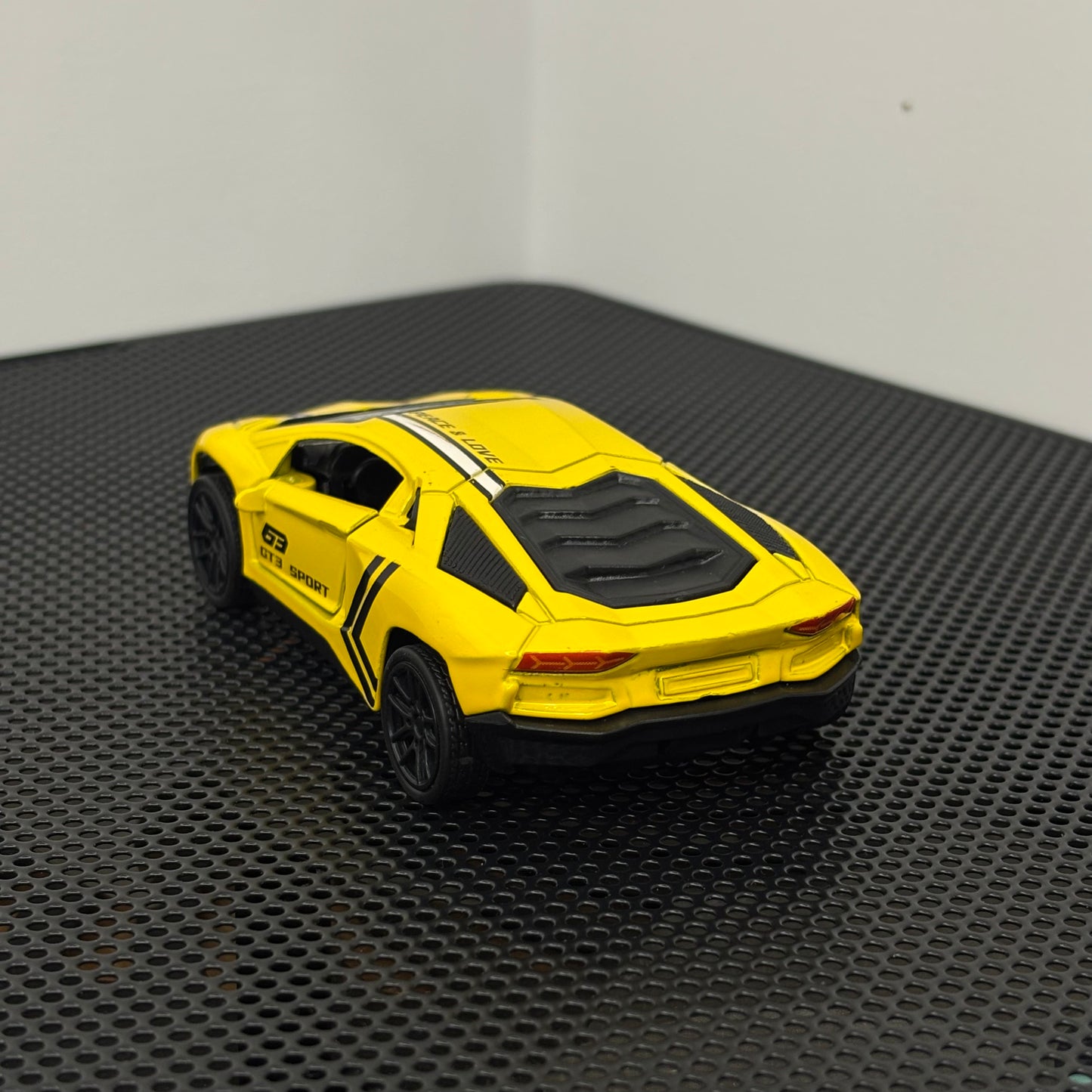 Lamborghini Yellow Graphic Die Cast Metal Body 1:43