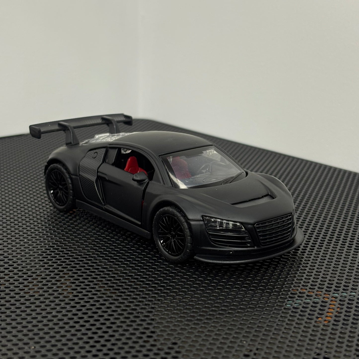 Audi Matte Mlack Premium Die Cast Metal Body 1:36