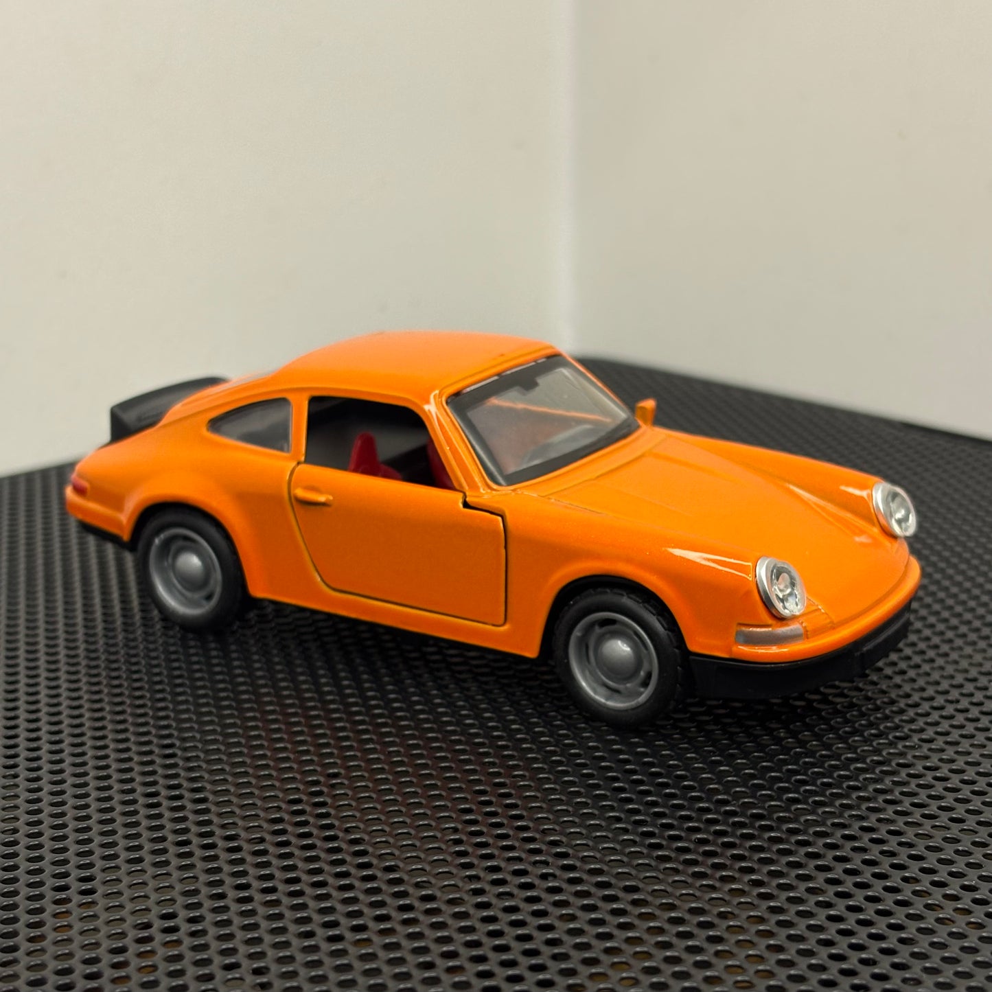 Porsche 911 3.2 Carrera Orange Die Cast Metal Car 1:36