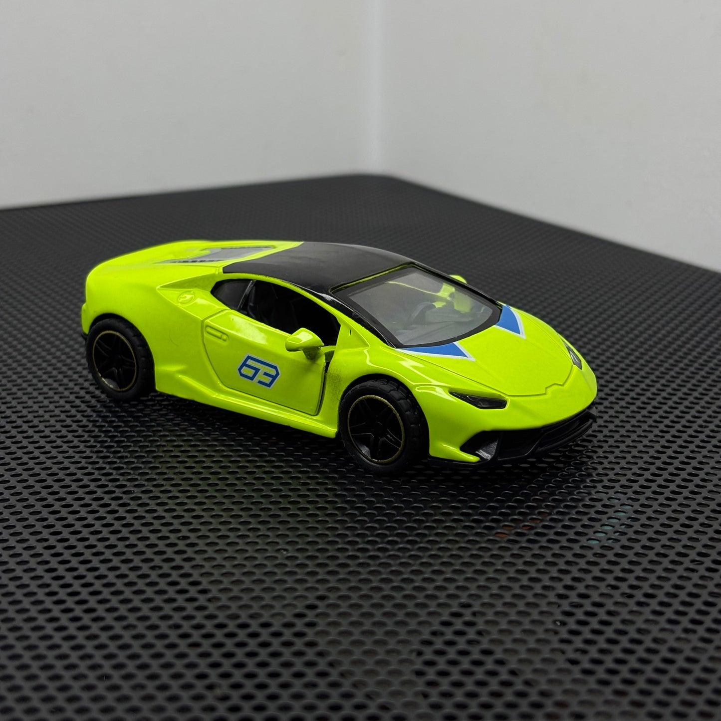 Lamborghini Diecast Car 1:43 – Black & Green | Premium diecast metal body | Doors Openable