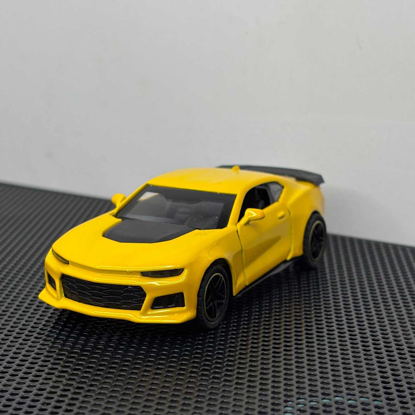 Chevrolet Camaro 1:43 Die-Cast Metal Car – Yellow Sports Model