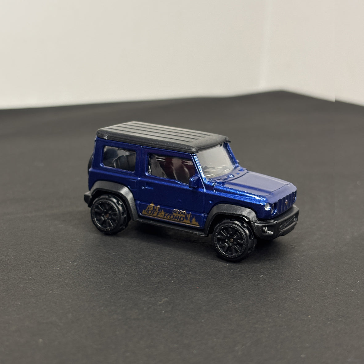 Jimny Blue Metal Body 1:53