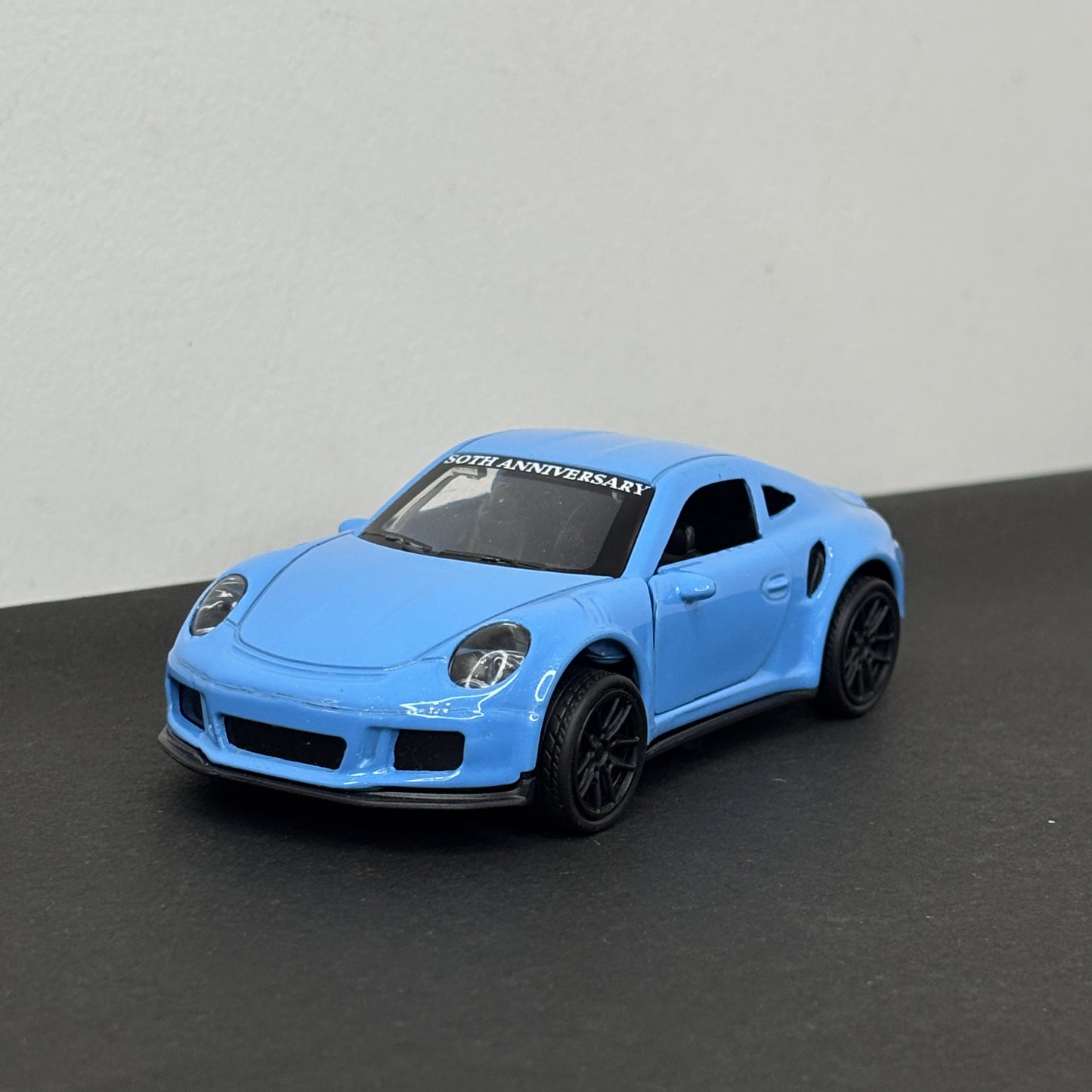 Porsche 911 Blue Die Cast Metal Body 1:43