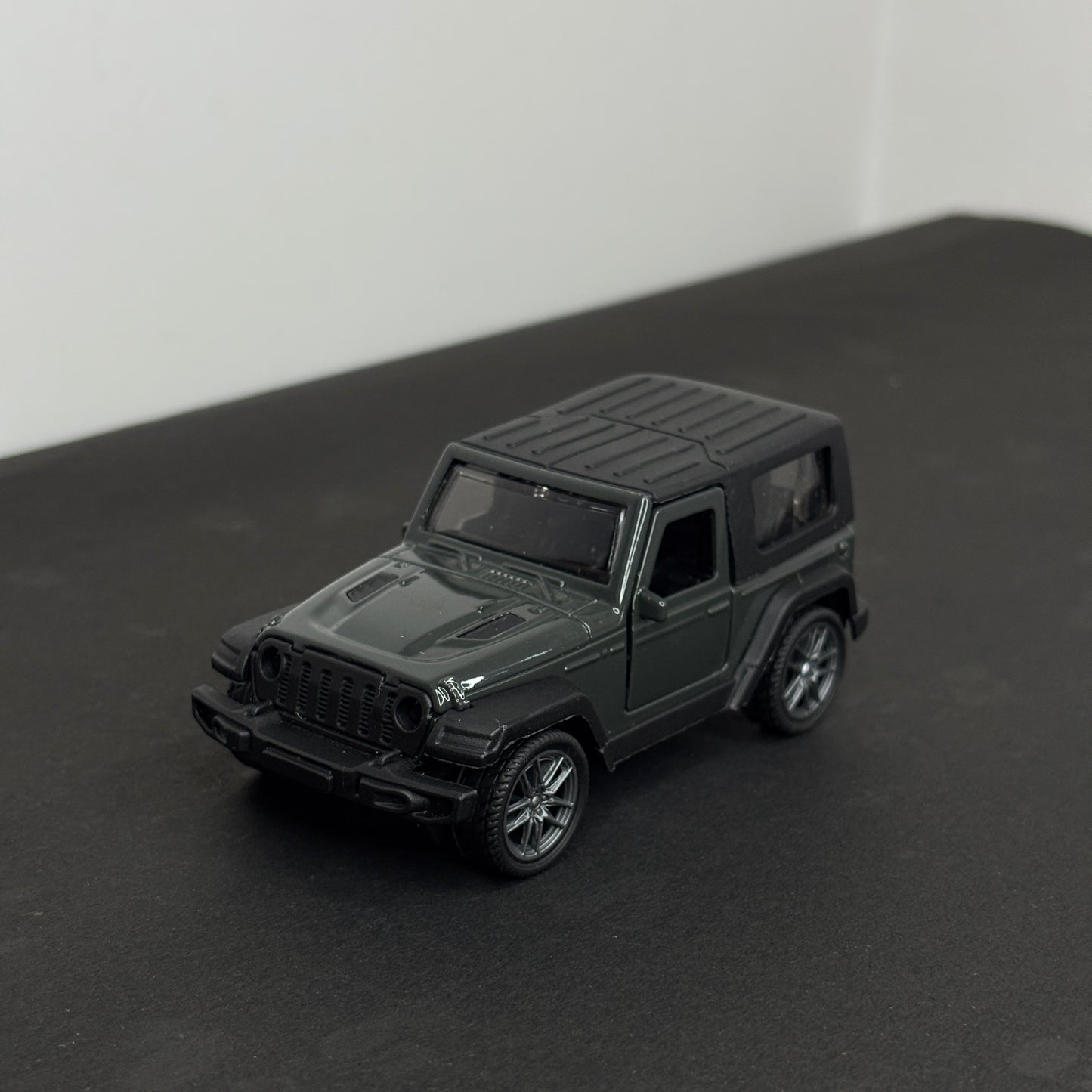 Thar Die Cast Metal Body 1:43 | Pull Back Action with Openable Doors