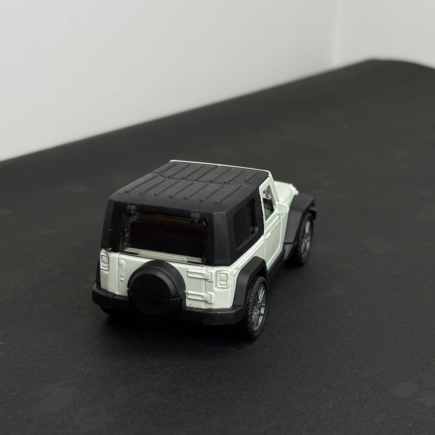 Thar Die Cast Metal Body 1:43 | Pull Back Action with Openable Doors