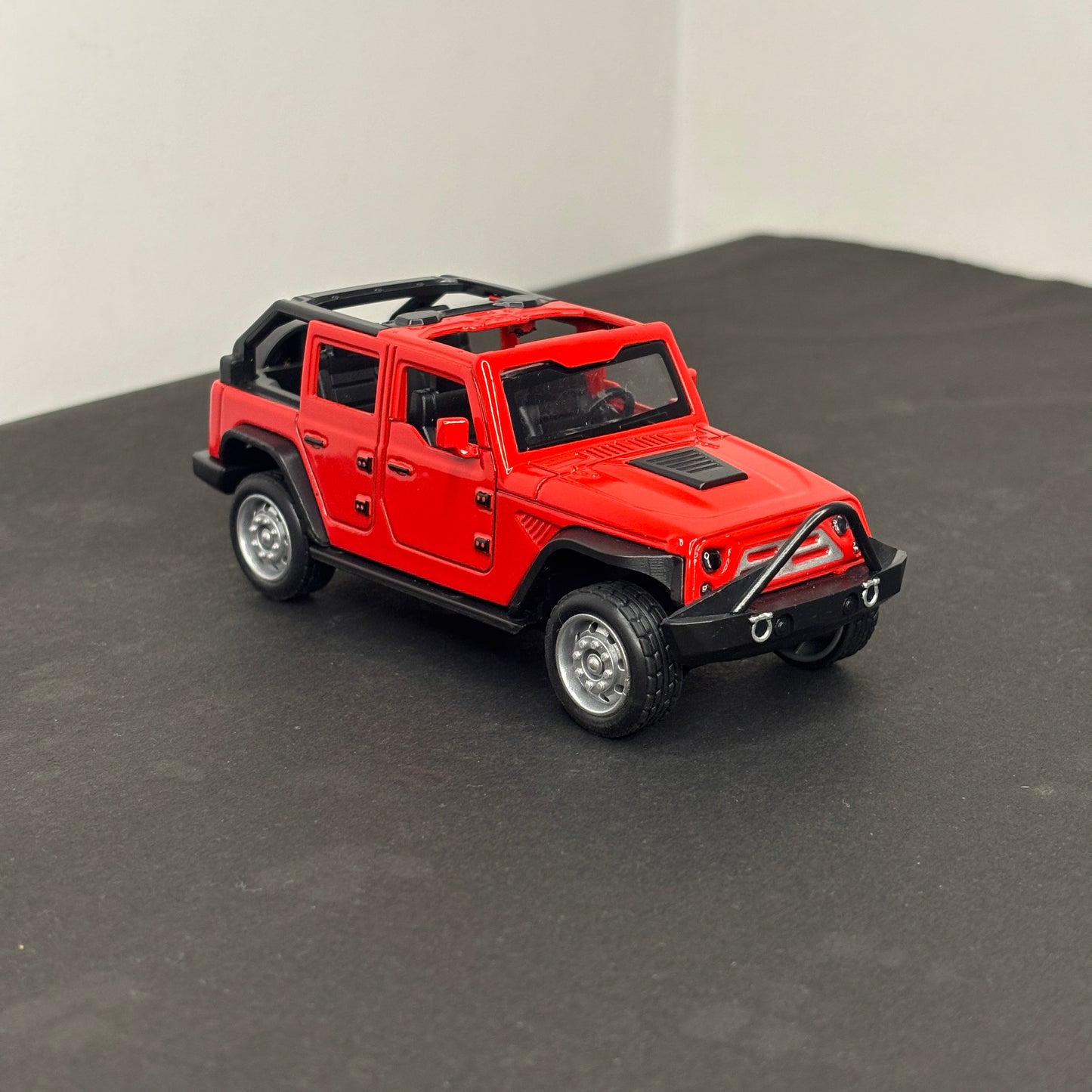 Die Cast Jeep Red Metal Body