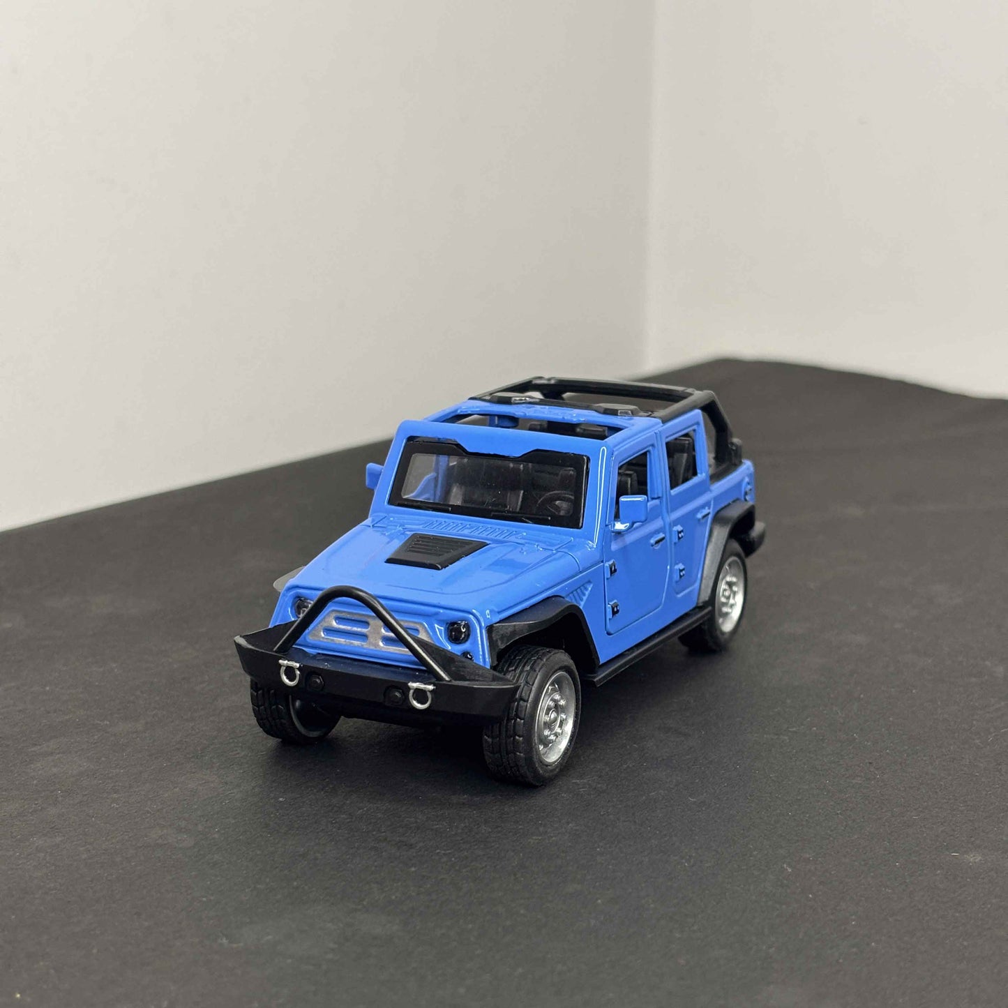 Jeep Blue Metal Body Die Cast