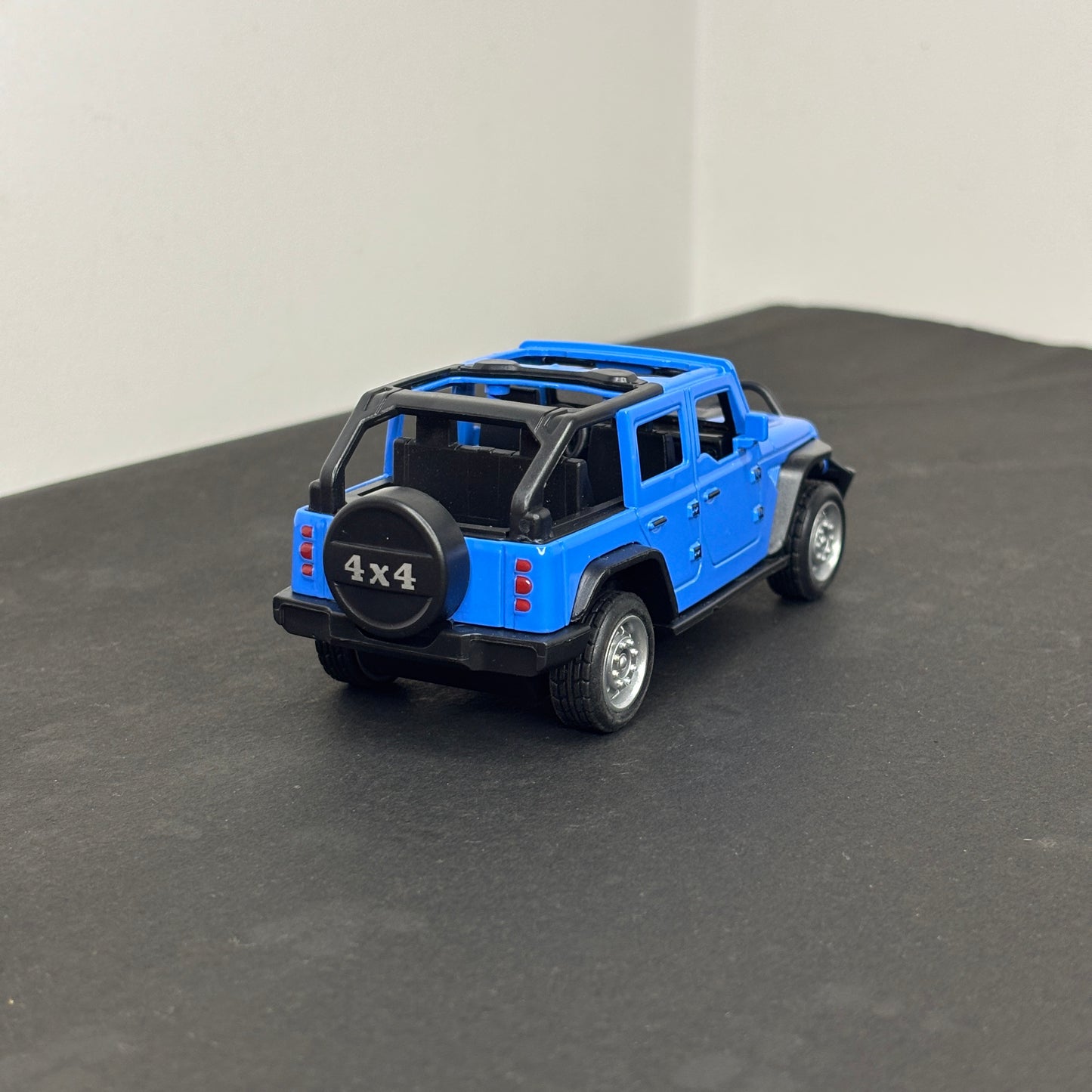 Jeep Blue Metal Body Die Cast