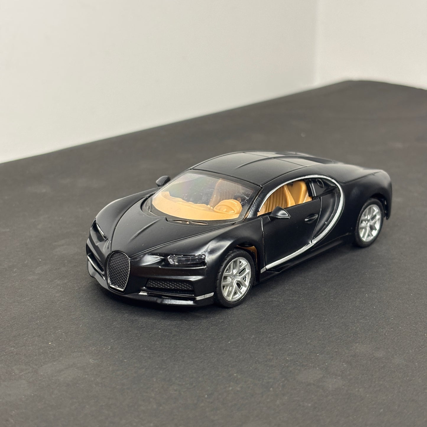Bugatti Chiron Black Metal Body