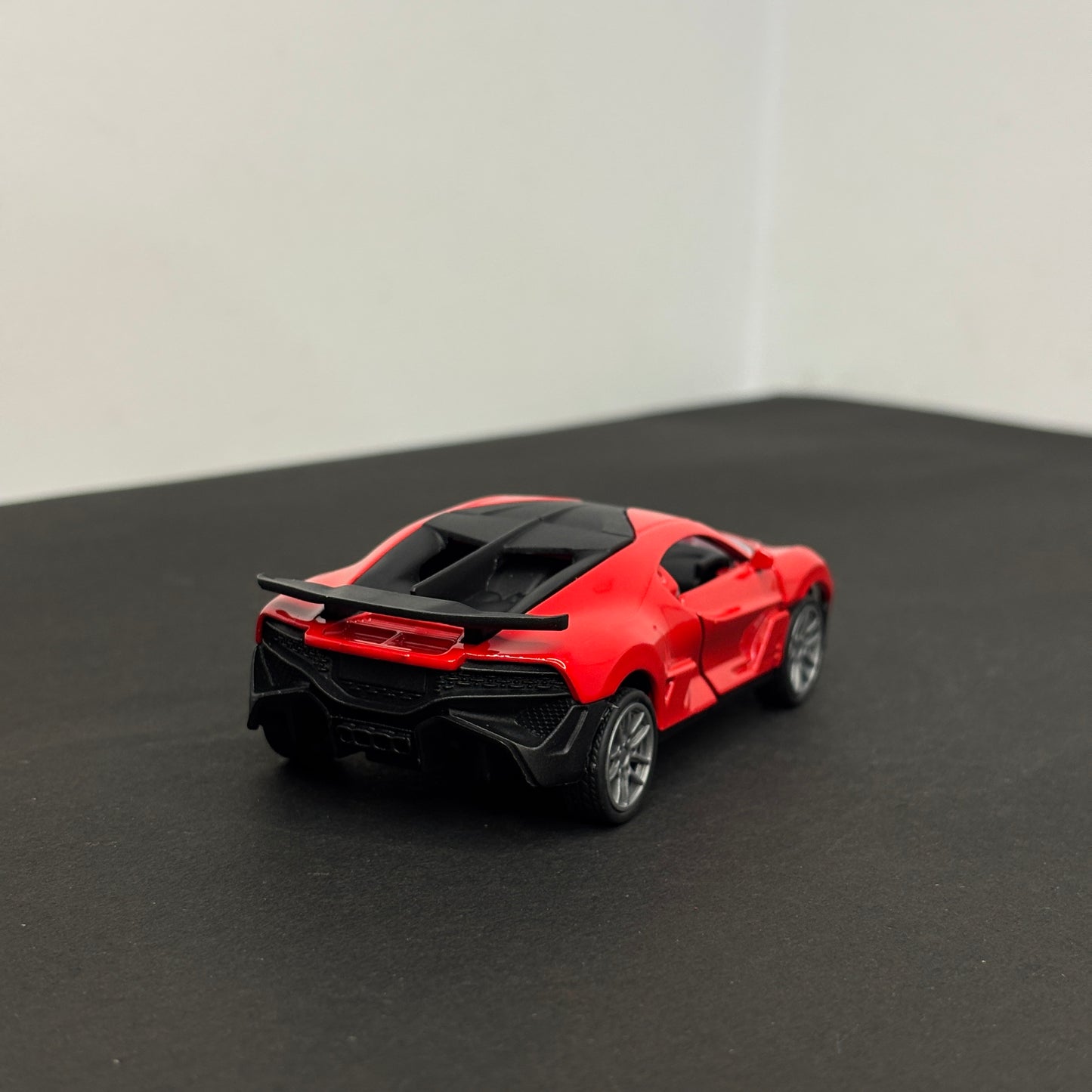 Bugatti Divo Red Die Cast Metal Body