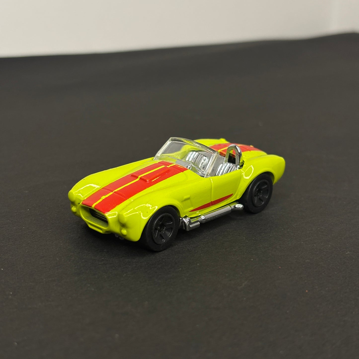 Die Cast Kobra Green Car Toy Metal Body 1:64