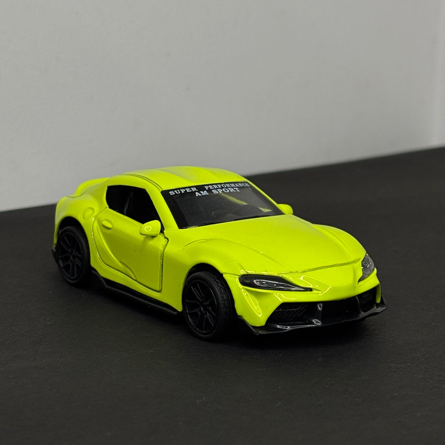 Supra Die Cast Metal Body 1:43