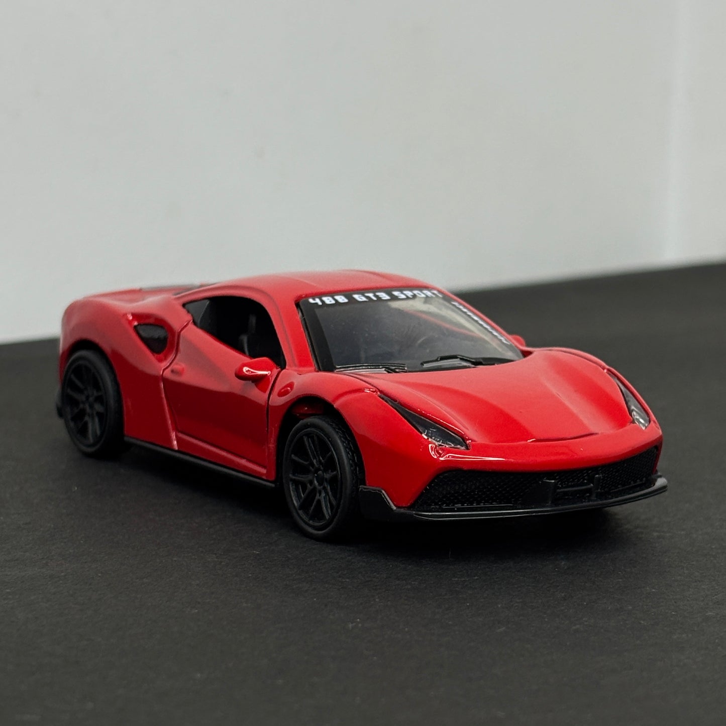 Ferrari Die Cast Metal Body 1:43