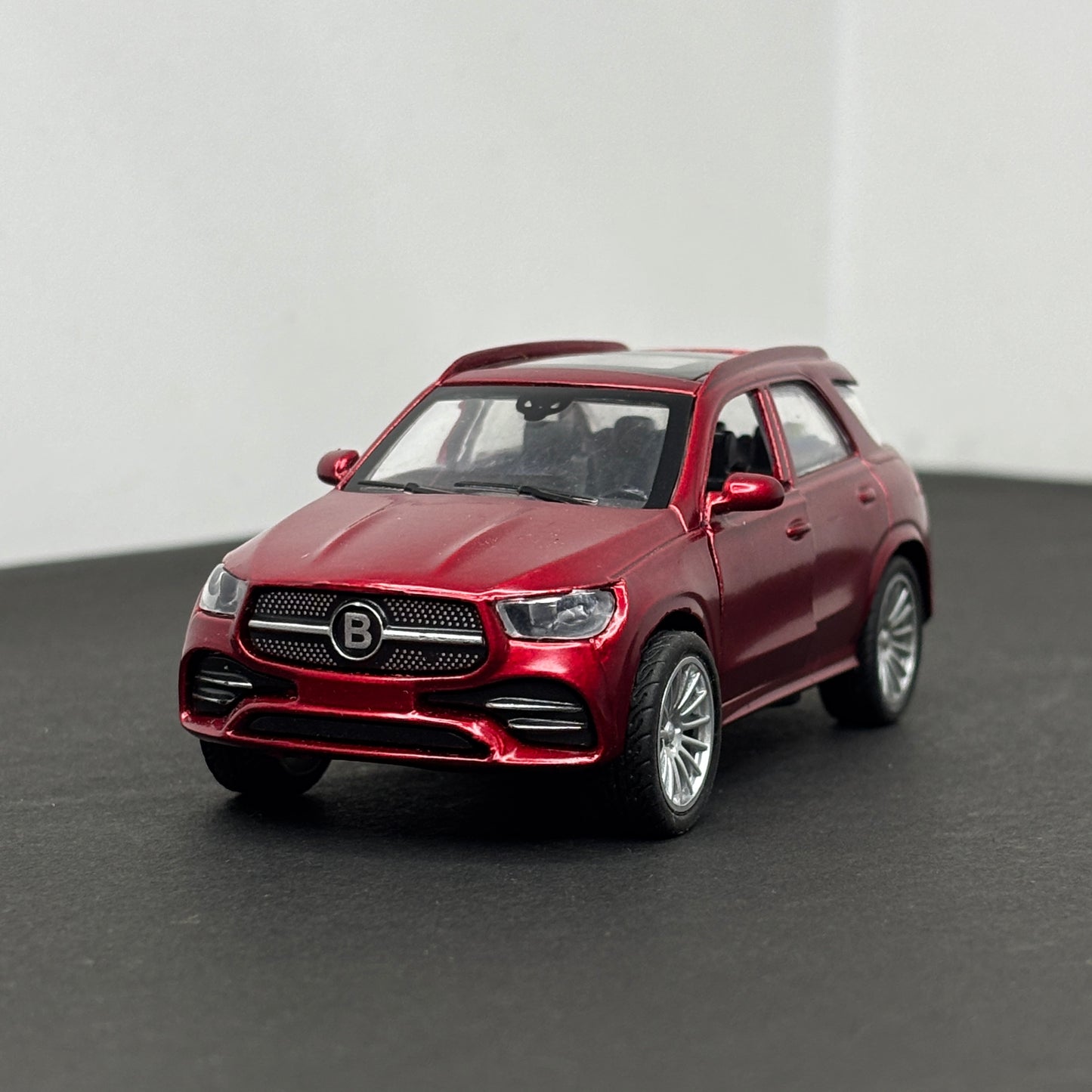BMW X6 Red Die Cast Metal Body 1:43