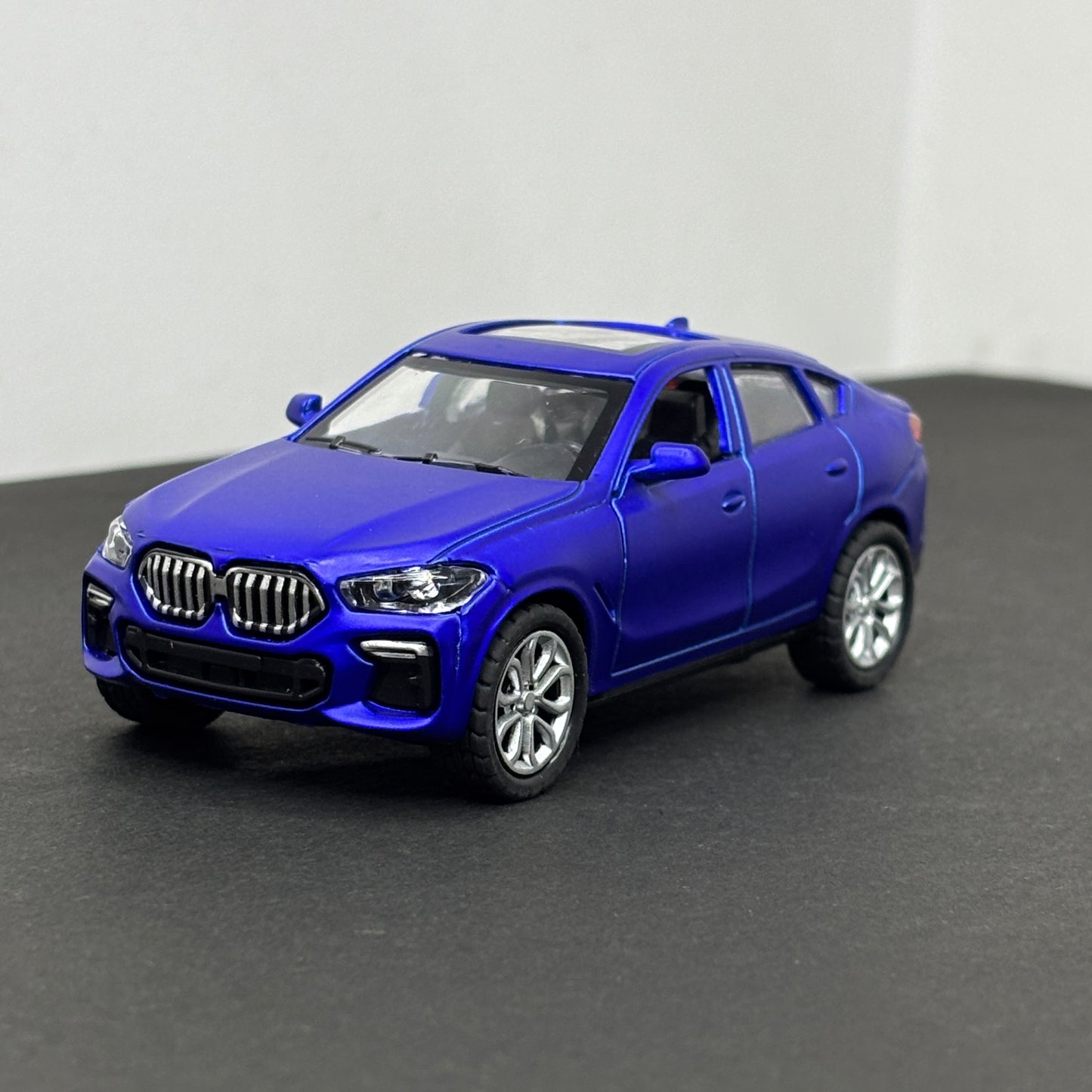 BMW X6 Blue Die Cast Metal Body 1:43