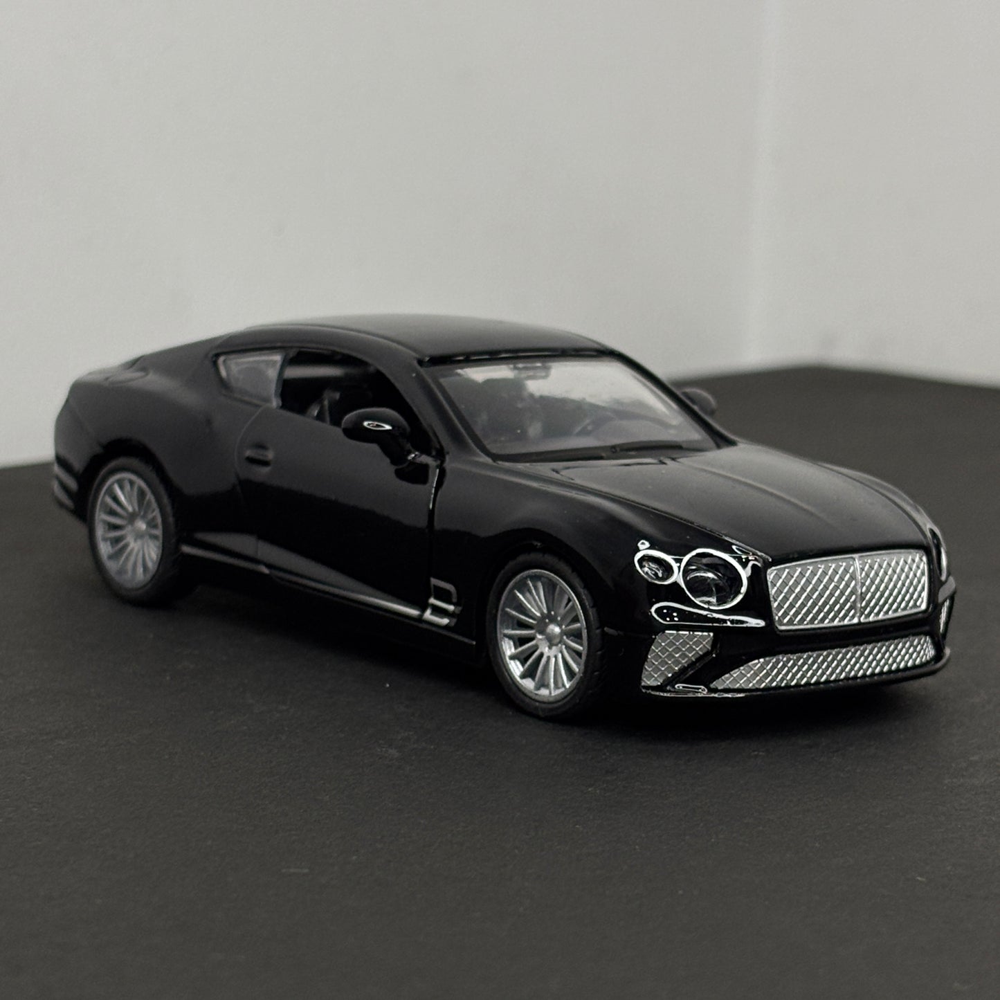 Bentley Continental GT Die Cast Metal Body 1:36
