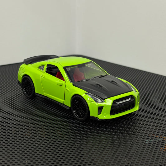 Nissan GTR Green Diecast Metal Body 1:36