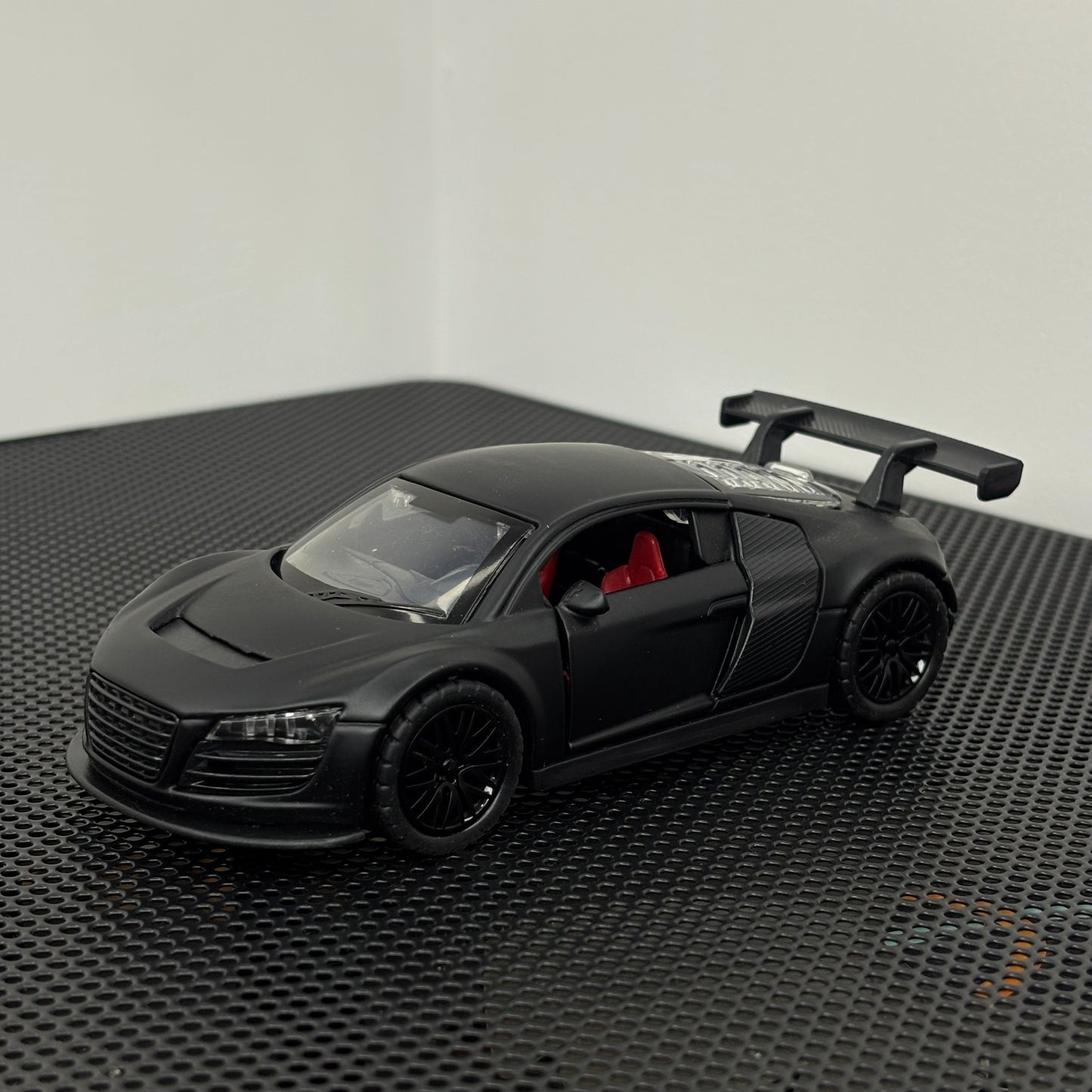 Audi Matte Mlack Premium Die Cast Metal Body 1:36