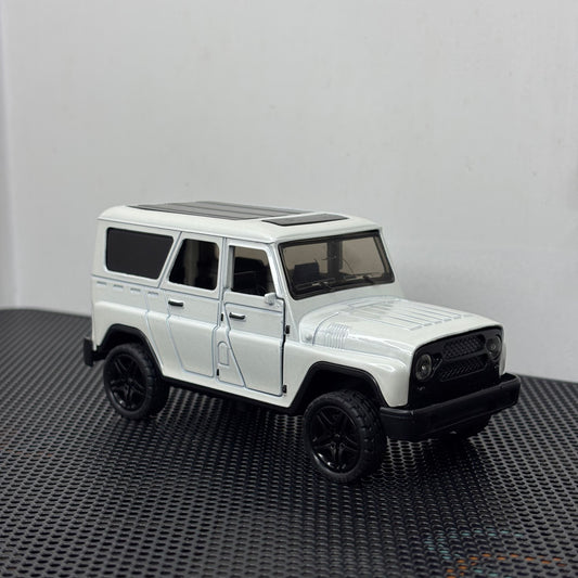 Metal Die Cast Jeep White Pull Back Car for Kids & Collectors 1:36