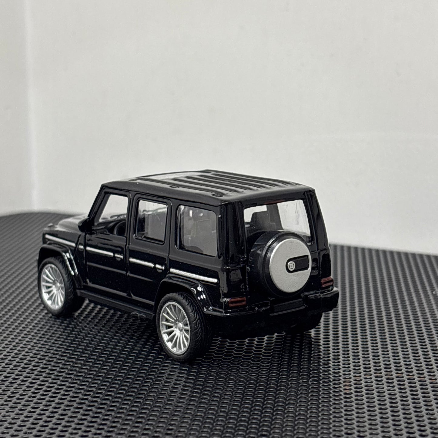 Mercedes-Benz G-Wagon Black Diecast Model Car 1:43 Scale | Premium Metal Body, Pull-Back Toy SUV for Kids & Collectors